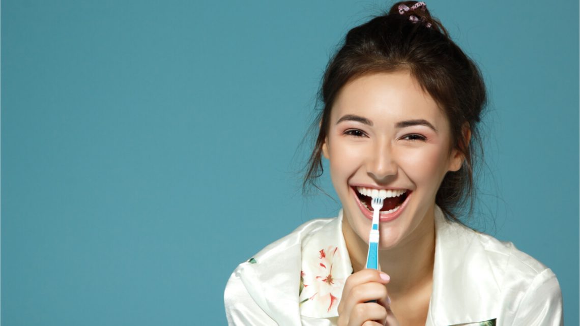 Proper Oral Habits: What Do Healthy Teeth and Gums Look Like?